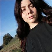 Studentessa impartisce ripetizioni di inglese e spagnolo e aiuto compiti